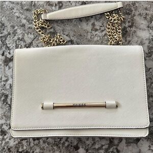 Guess White Shoulder Bag with Gold Chain